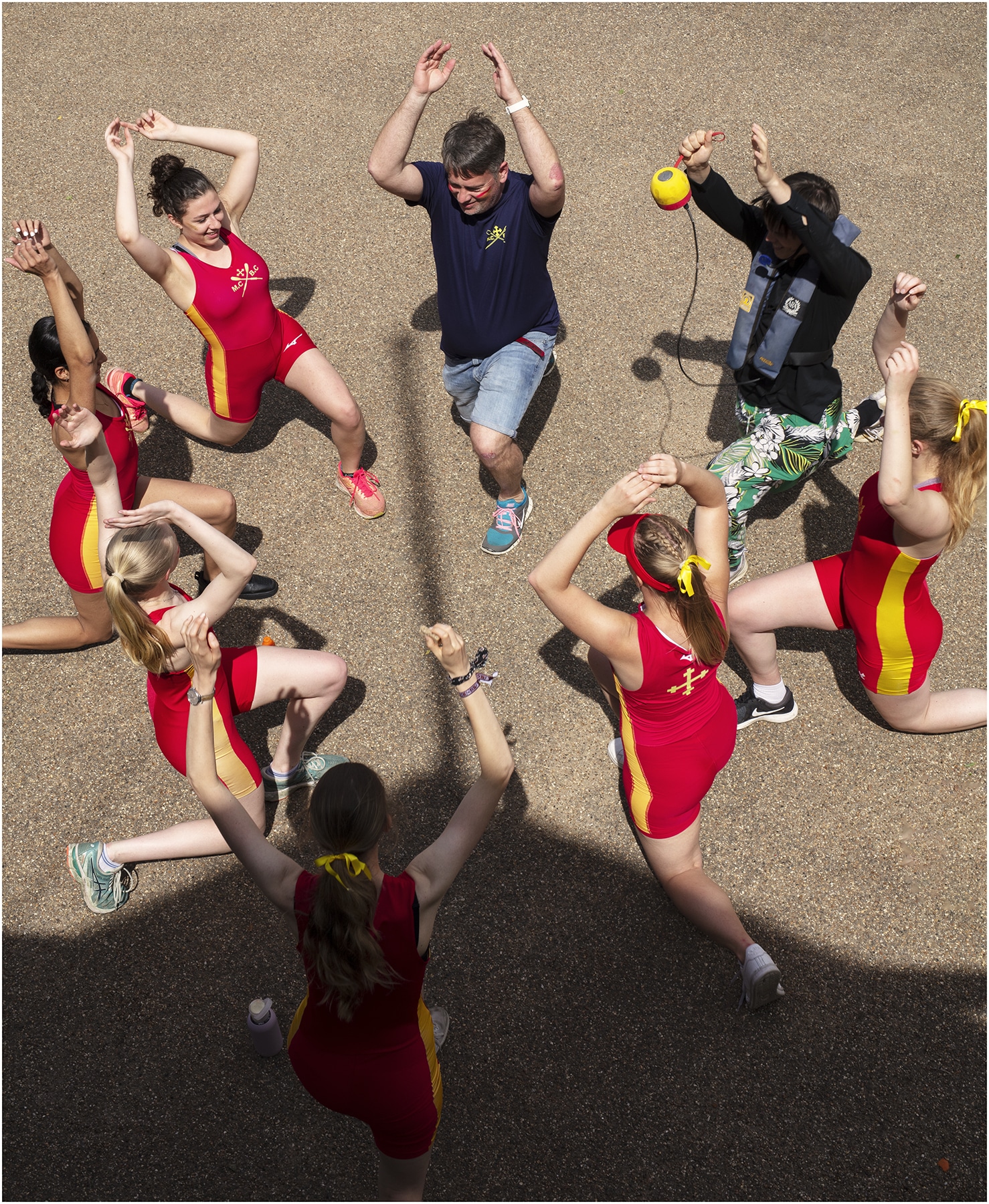 Rowing group (Big Legs Mansfield) warm up.