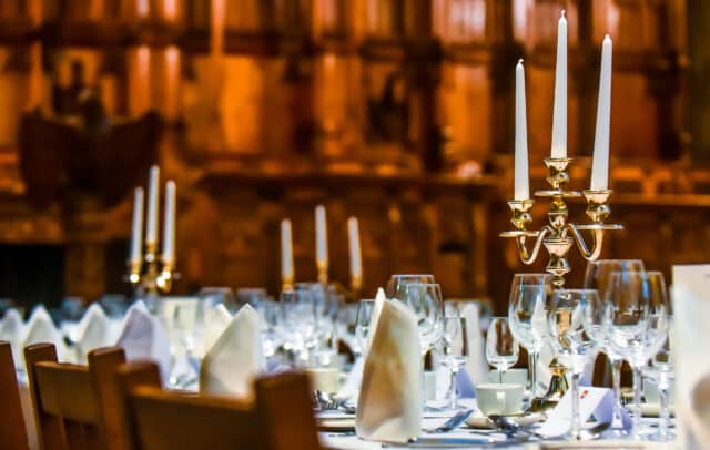 Gaudy dinner tableware