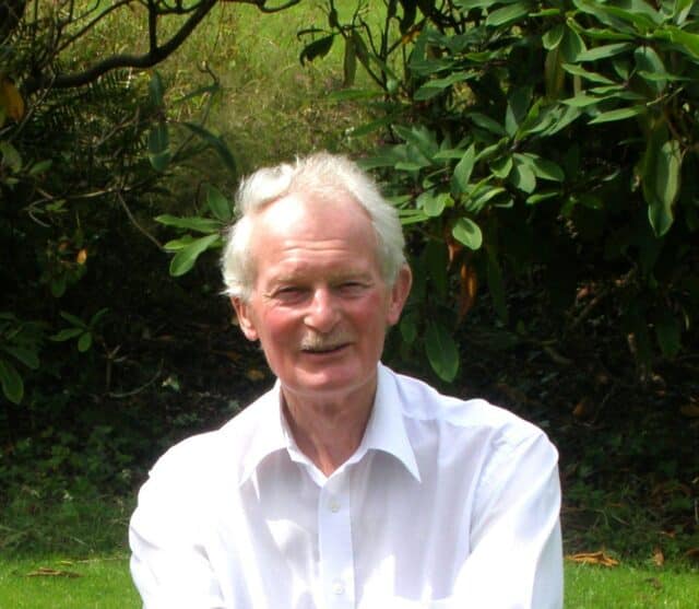 headshot of Tony Coats